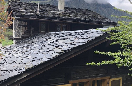 Versegeres Ski Chalet | Studio in beautiful Swiss Alps, 5 mins from lifts