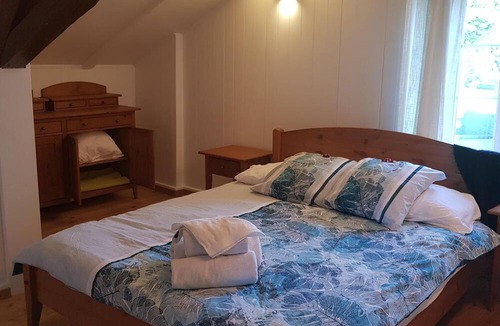 Saint-Legier-La Chiesaz Apartment | Large Kitchen, 2 Bedroom,Balcony,Storage,3 mins to Train,Shops,Bakery,Restaurant