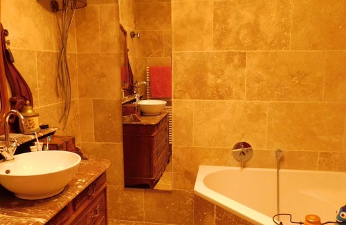 Neuchatel Apartment | Beautiful apartment ideally located in Neuchâtel between station and old town