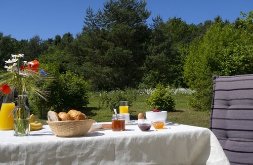 Kreptitz Apartment | quiet apartment near the beach on the ground floor with garden incl. Indoor swimming pool /sauna etc.
