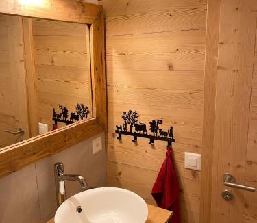 Mase Apartment | Apartment with Mountain View in Mont-Noble, 85 m²