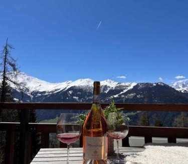 Verbier Apartment | 3BR Central Pool Sauna Gym & Views