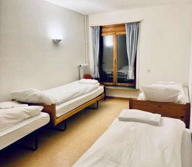 Davos Apartment | Ski-Ferienwohnung für Gruppen & Familien, Grüenistrasse 21, 7270 Davos Platz
