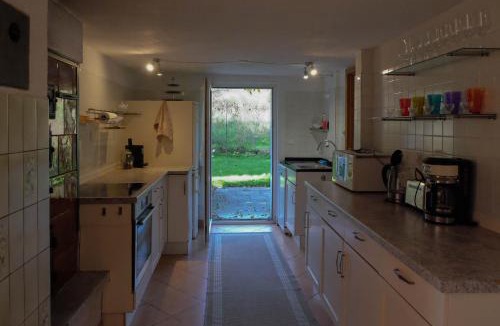 Altstaetten Apartment | Ferienwohnung im Grünen