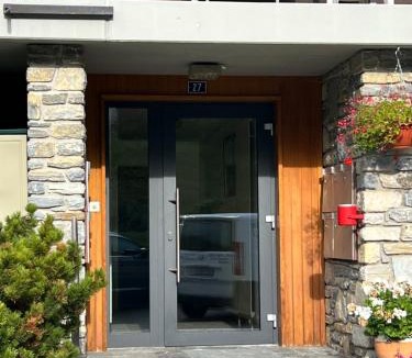Nendaz Apartment | 2,5 pièces à Haute-Nendaz, grande terrasse, piscine, sauna, tennis