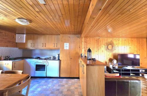 Saint-Martin Apartment | Appartement "Le Ver Luisant" à Saint-Martin, Val d'Hérens, Valais
