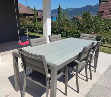 Einigen Apartment | Jasmins Airbnb