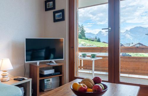 Saint-Pierre-de-Clages Apartment | Apartment Victoria 1 C1 by Interhome