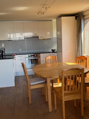 Avouitzons Medran Apartments - Ski-in Ski-out 30 meters from Medran lift and 40 meters from W Hotel in Verbier