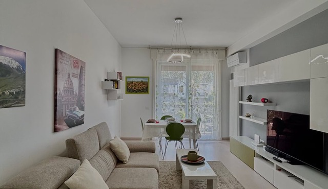 Apartment 'Stella Marina' with Sea View, Wi-Fi and Air Conditioning in Sanremo