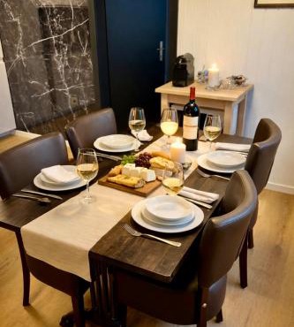 Modern 2BR Loft in Historic Swiss Chalet 200m from Interlaken West in Unterseen