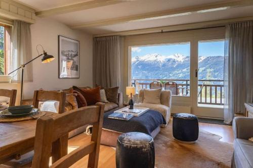 3BR Central Pool Sauna Gym & Views in Verbier