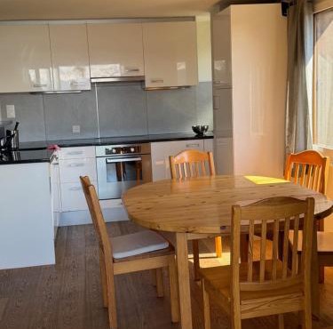 Avouitzons Medran Apartments - Ski-in Ski-out 30 meters from Medran lift and 40 meters from W Hotel in Verbier