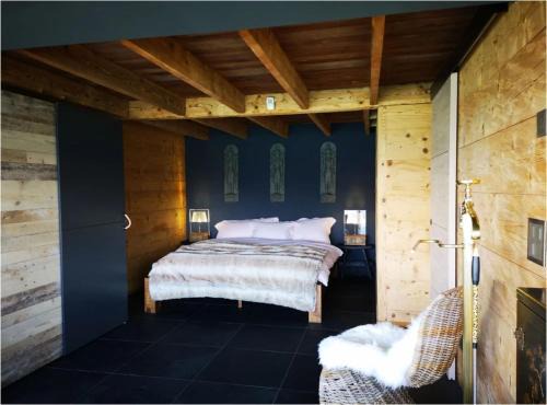 Chalet with panoramic views of the mountains of the Oberland and Lake Thun in Sigriswil