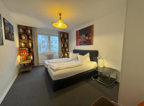 M M Central Apartments - Free Parking - Vintage Style in Berlin