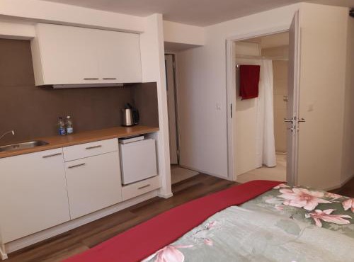Studio "Chüngelhoschet" in Näfels