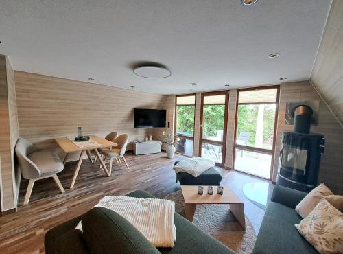 Finnhütte Wagner - Urlaub am Thüringer Meer in Bad Lobenstein