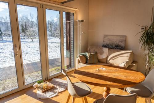 Tiny House Chez Claudine - Relaxen, Workspace, Nähe Thermen, Netflix, free Parking & Wifi in Brugg