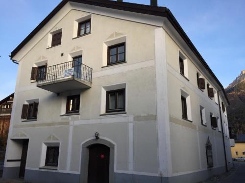 Ferienwohnung Scuol Für Personen Schlafzimmer 